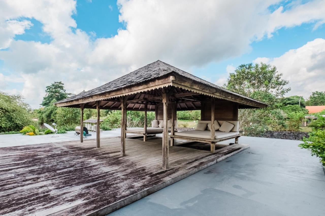 Balangan Beachfront Nakar Villa Jimbaran  Bagian luar foto