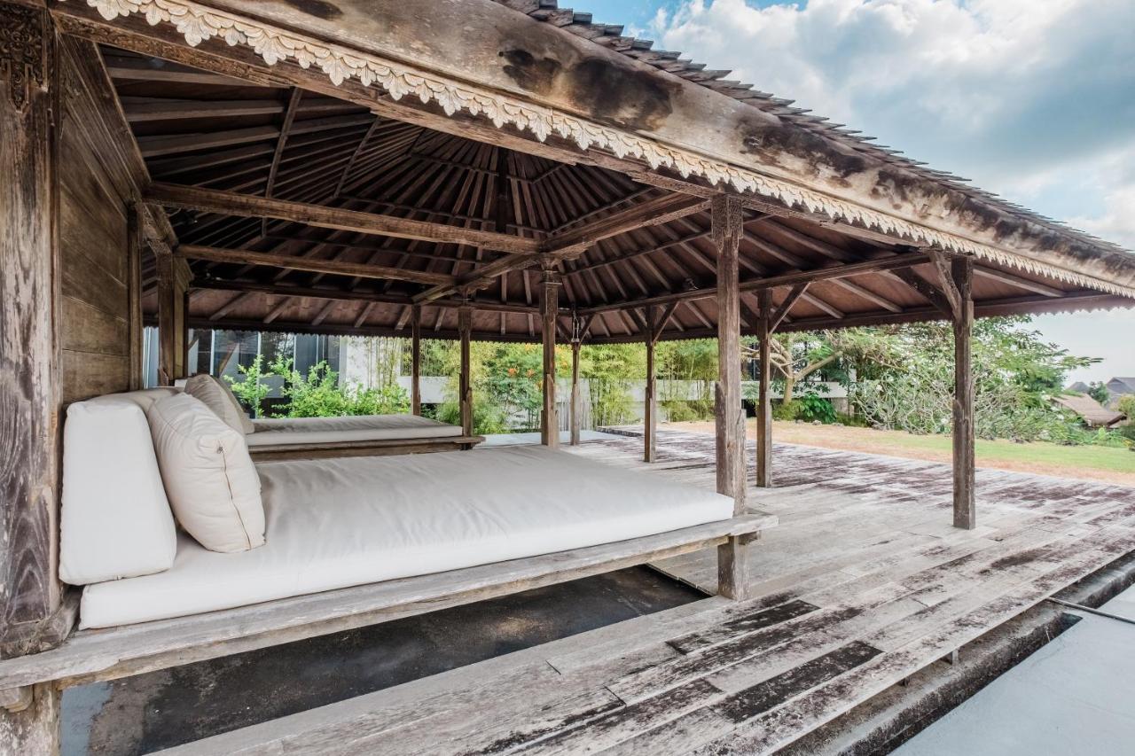 Balangan Beachfront Nakar Villa Jimbaran  Bagian luar foto