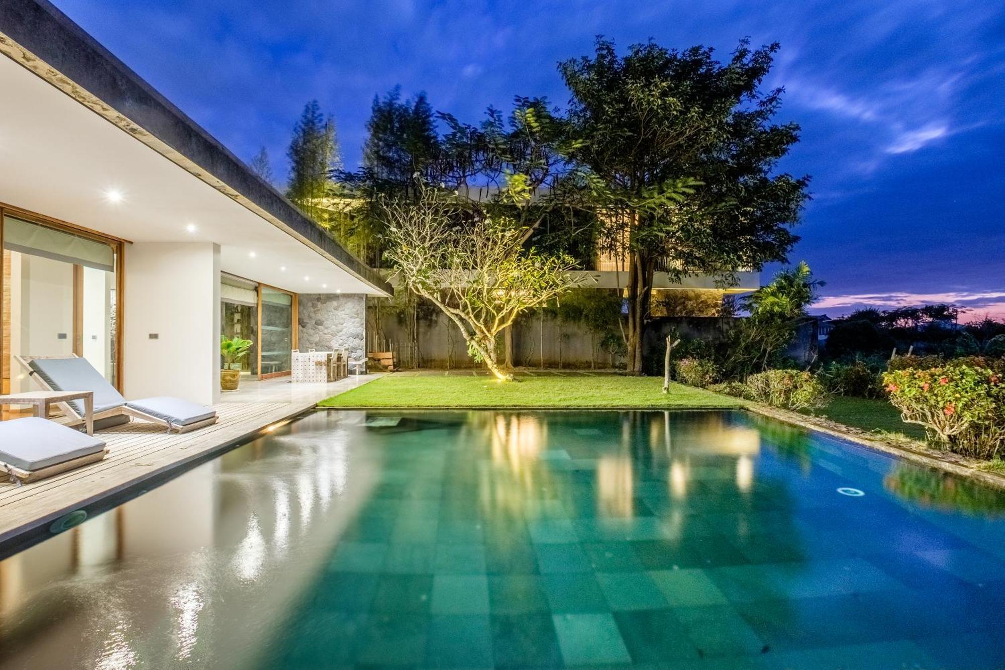 Balangan Beachfront Nakar Villa Jimbaran  Bagian luar foto
